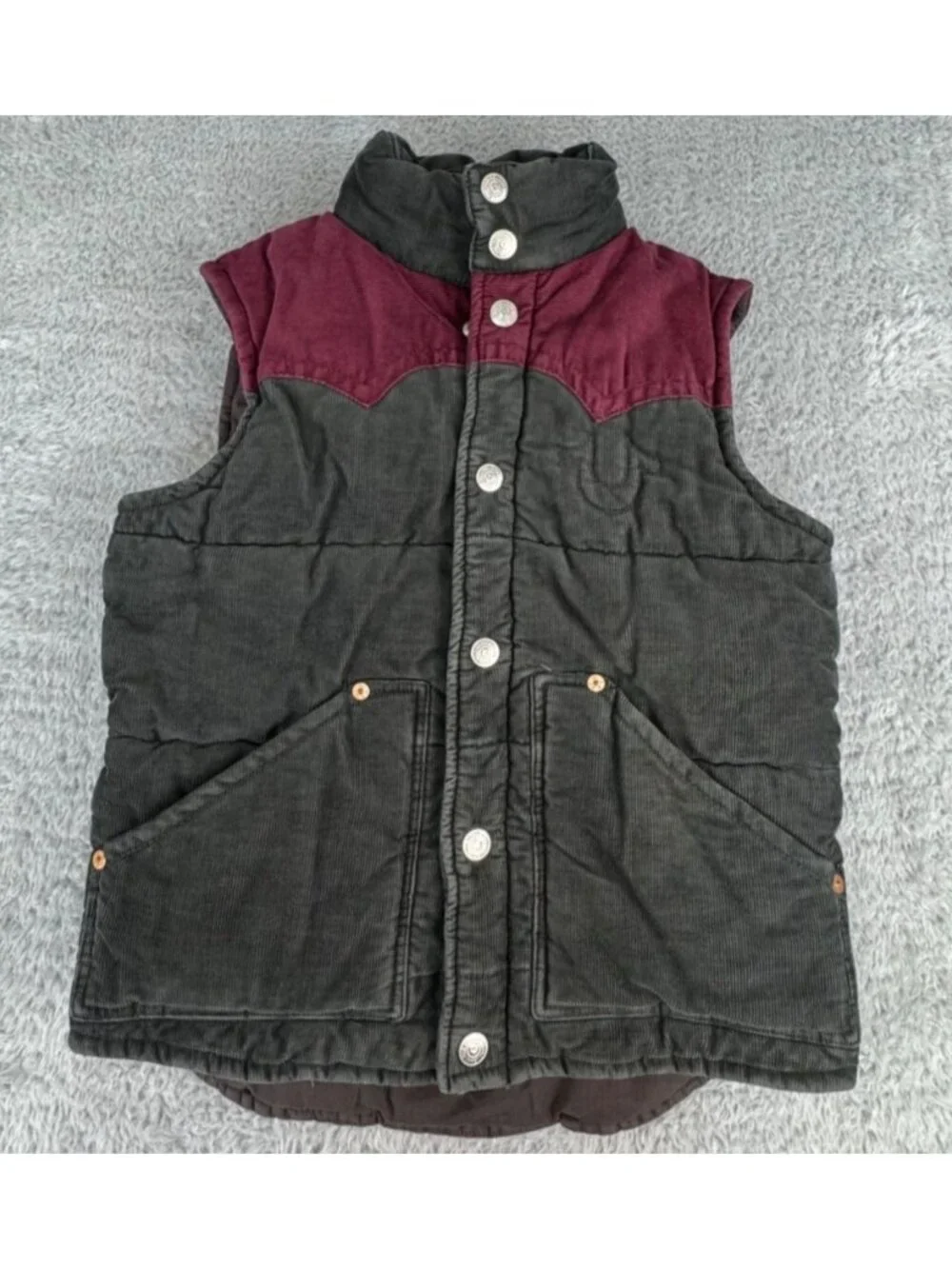 True Religion Corduroy Puffer Vest Burgundy Gray Mens M Snap Retro Western